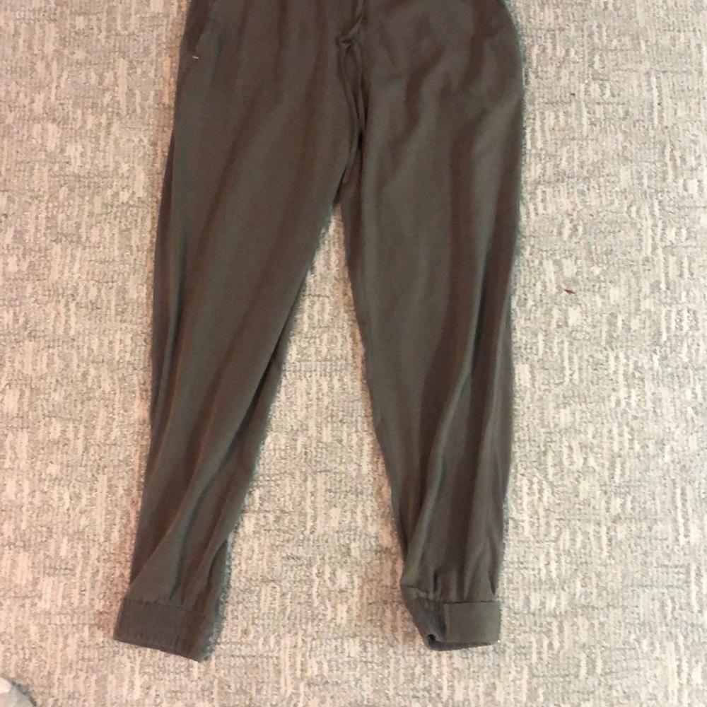 Joggers - Picture 2 of 2